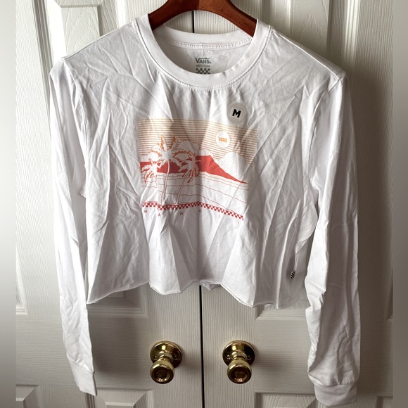 Vans Tops - 🆕 Vans White Hawaii Graphic Crop Top SZ M